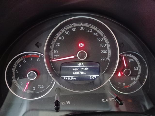 VOLKSWAGEN up! usata, con Controllo trazione