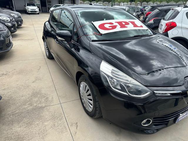 RENAULT Clio usata, con Airbag laterali