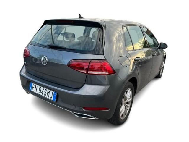 VOLKSWAGEN Golf usata, con Autoradio