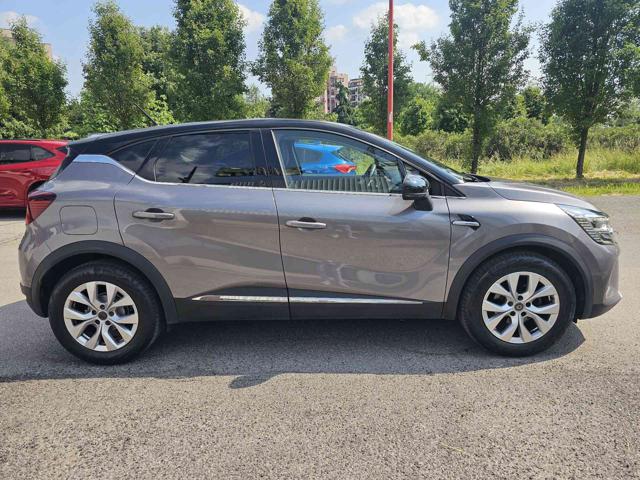 RENAULT Captur usata, con Autoradio