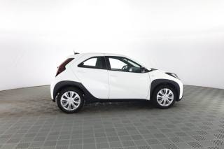 TOYOTA Aygo X usata 2