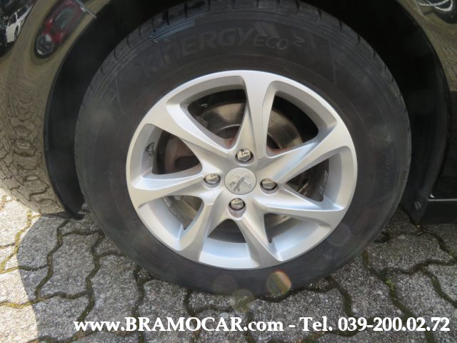 PEUGEOT 208 usata, con Climatizzatore