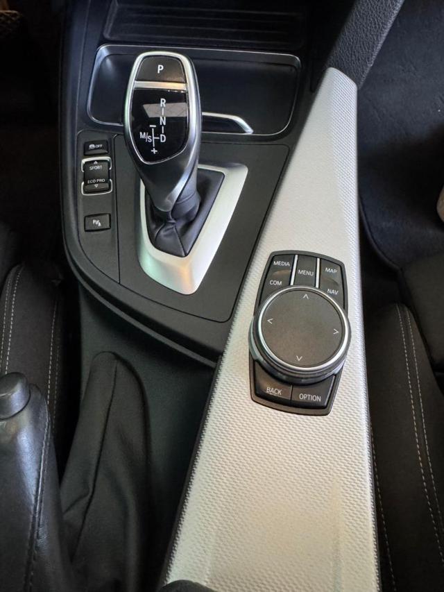 BMW 320 usata, con Fari LED