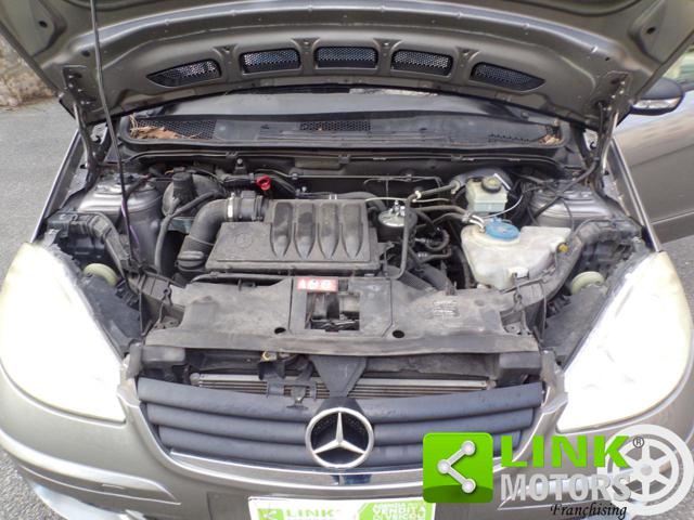 MERCEDES-BENZ A 160 usata, con Streaming musicale integrato