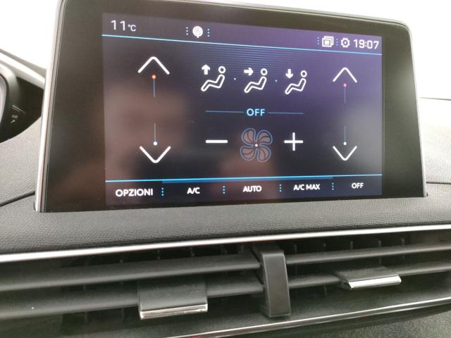 PEUGEOT 5008 usata, con Fendinebbia