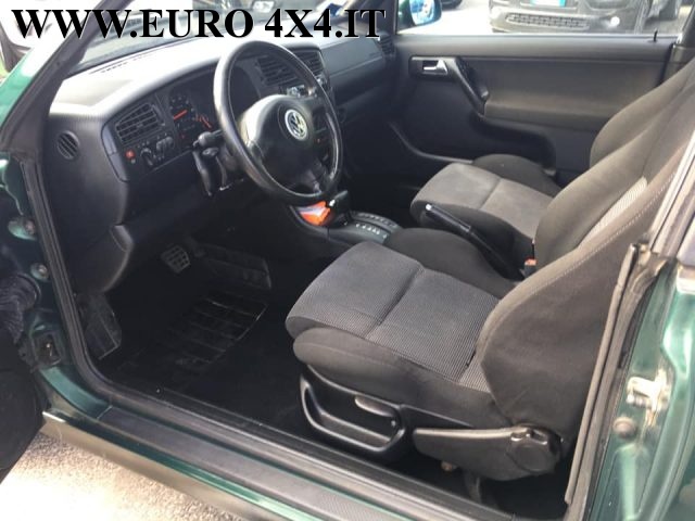 VOLKSWAGEN Golf Cabriolet usata, con Alzacristalli elettrici