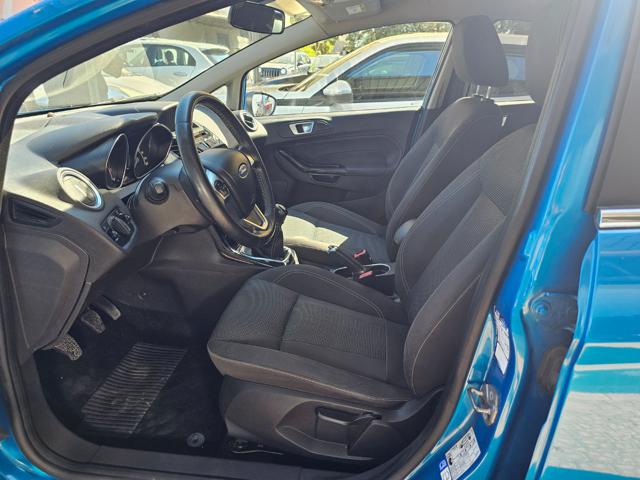 FORD Fiesta usata, con ESP