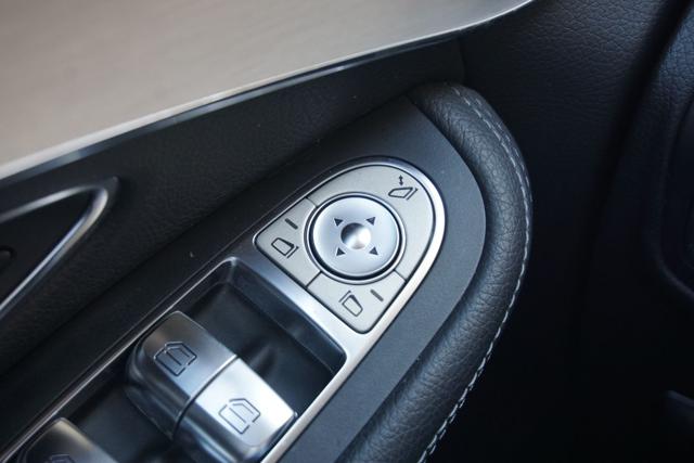 MERCEDES-BENZ GLC 250 usata, con Regolazione elettrica sedili