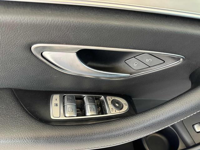 MERCEDES-BENZ E 200 usata, con Bracciolo