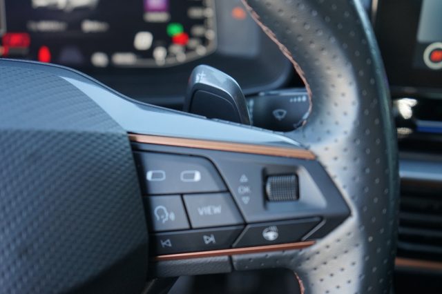 CUPRA Leon usata, con Autoradio digitale