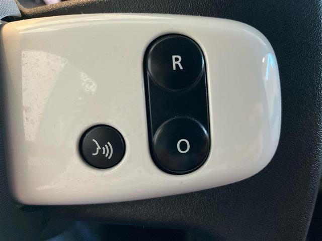 RENAULT Twingo usata 17