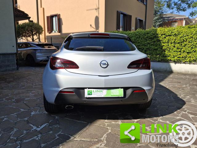 OPEL Astra usata, con Controllo trazione