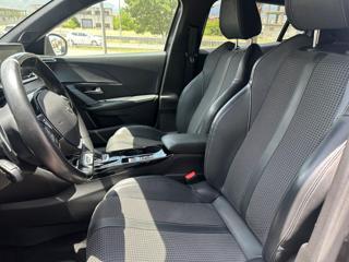 PEUGEOT 2008 usata, con Cruise Control