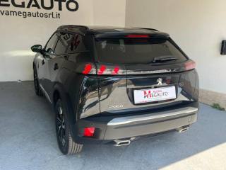 PEUGEOT 2008 usata, con Autoradio
