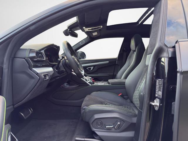 LAMBORGHINI Urus usata, con Boardcomputer