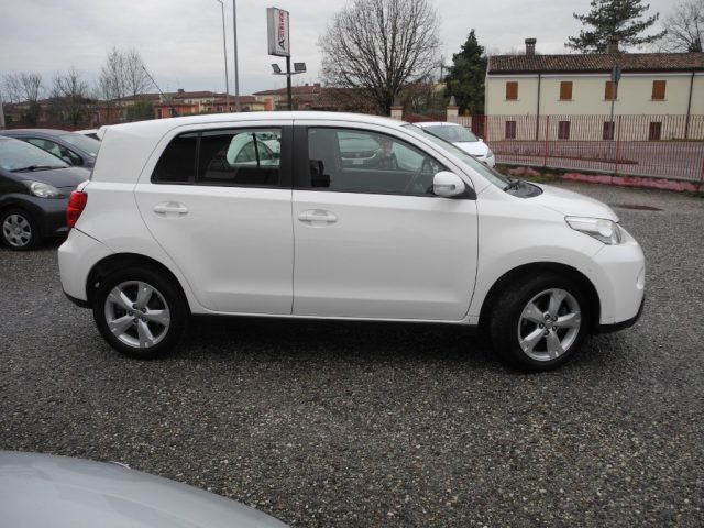 TOYOTA Urban Cruiser usata 73