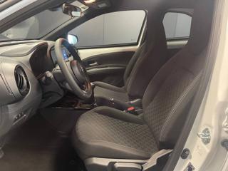 TOYOTA Aygo X usata, con Controllo automatico clima