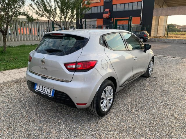 RENAULT Clio usata, con Alzacristalli elettrici