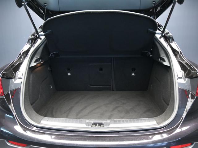 INFINITI QX30 usata, con Autoradio