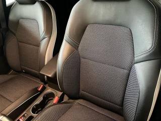 RENAULT Captur usata 21