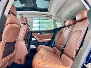 MASERATI Levante usata, con Fendinebbia