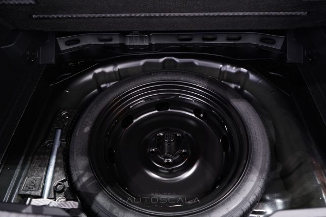 VOLKSWAGEN T-Roc usata, con Airbag testa