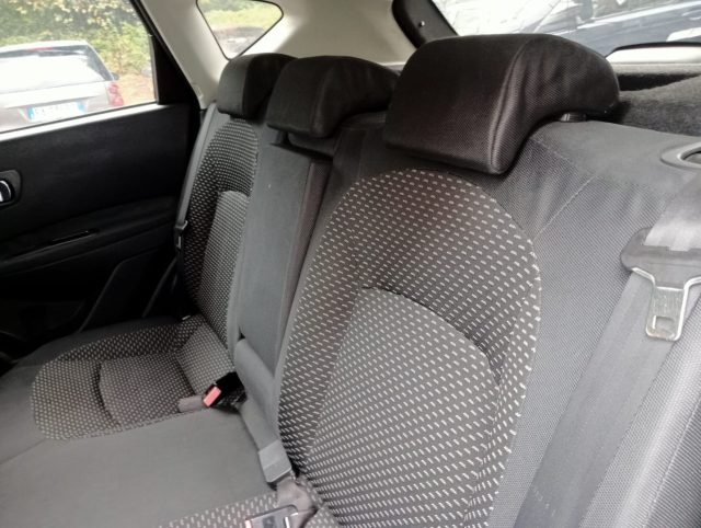 NISSAN Qashqai usata, con Sensori di parcheggio posteriori