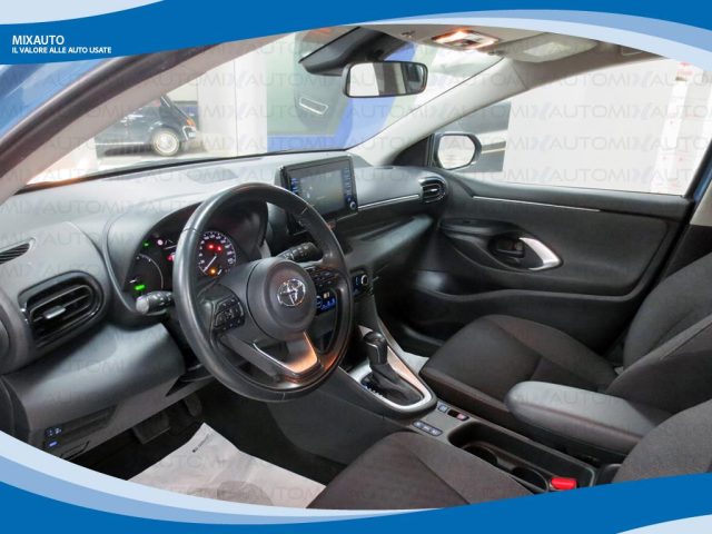 TOYOTA Yaris usata, con Airbag laterali