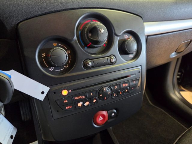 RENAULT Clio usata, con Climatizzatore