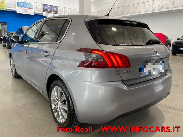 PEUGEOT 308 usata, con Cerchi in lega