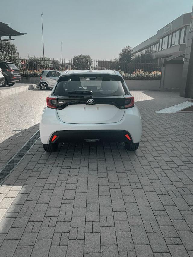 TOYOTA Yaris usata, con Alzacristalli elettrici