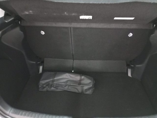 TOYOTA C-HR usata, con Blind spot monitor