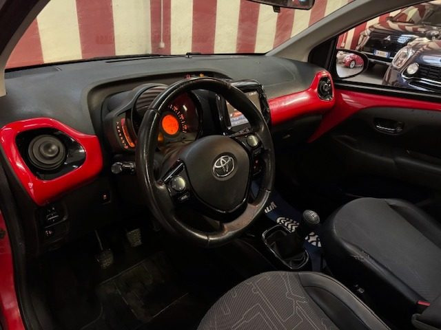 TOYOTA Aygo usata, con Chiusura centralizzata