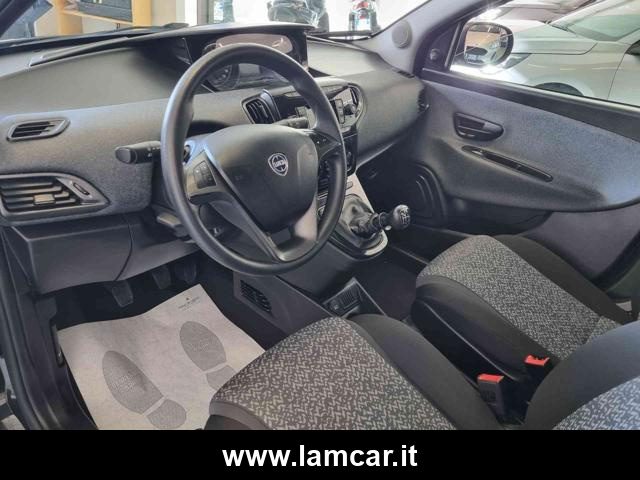 LANCIA Ypsilon usata, con Sedile posteriore sdoppiato