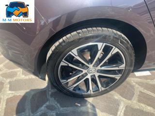 VOLKSWAGEN Golf usata, con Autoradio