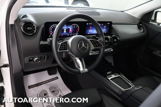 MERCEDES-BENZ GLA 180 usata, con Alzacristalli elettrici