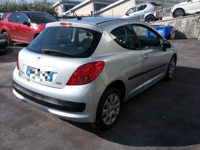 PEUGEOT 207 usata, con Alzacristalli elettrici