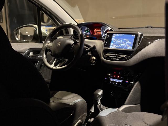 PEUGEOT 208 usata, con ESP