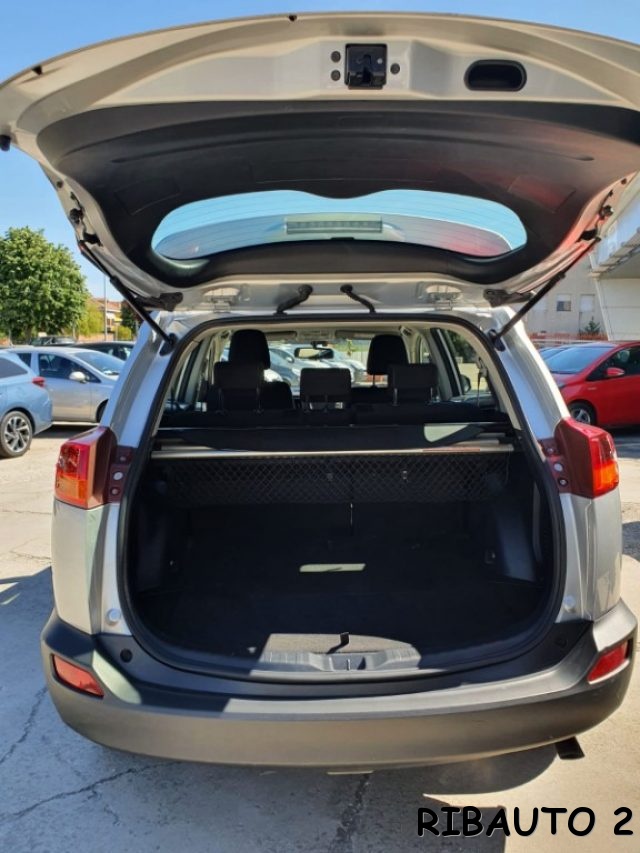 TOYOTA RAV 4 usata, con Chiusura centralizzata