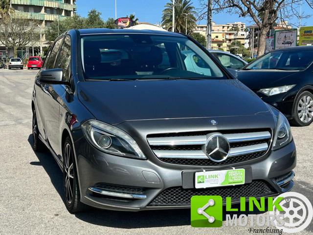 MERCEDES-BENZ B 200 usata, con Alzacristalli elettrici