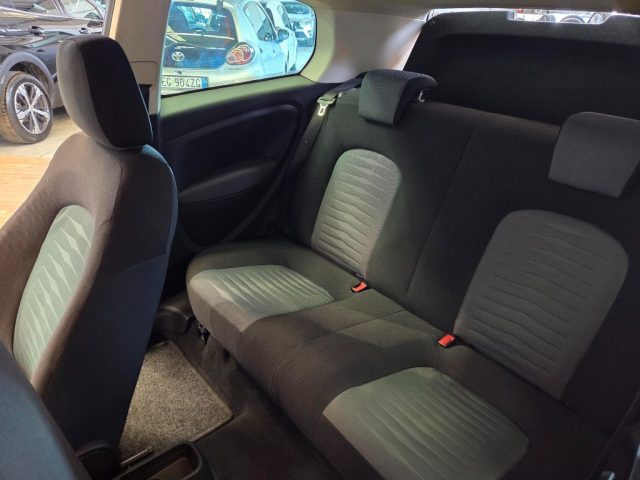 FIAT Grande Punto usata 12