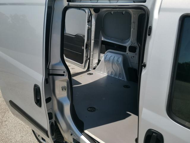 FIAT Doblo usata, con USB