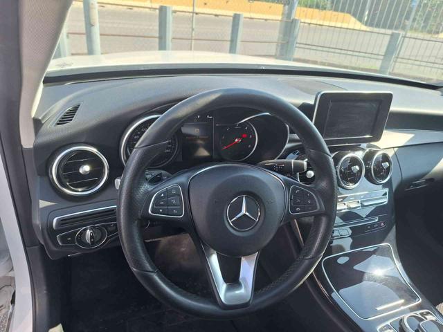 MERCEDES-BENZ C 220 usata, con Autoradio