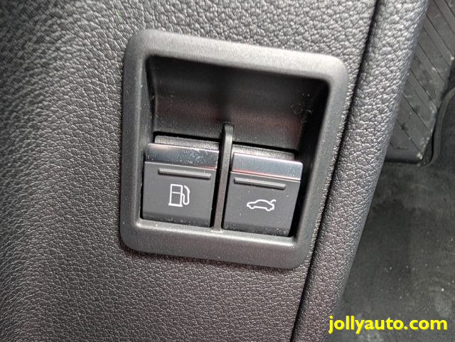 AUDI Q3 usata, con Airbag testa