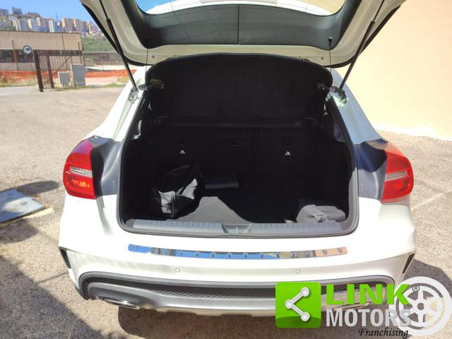 MERCEDES-BENZ GLA 220 usata, con Sistema di chiamata d