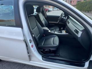 BMW 318 usata, con Park Distance Control