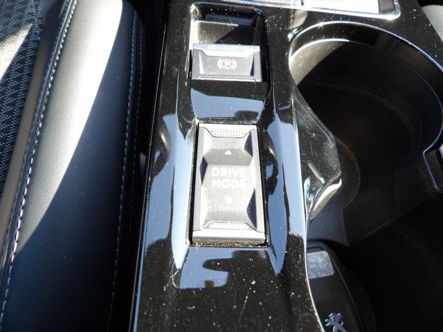 PEUGEOT 208 usata, con Luci diurne LED
