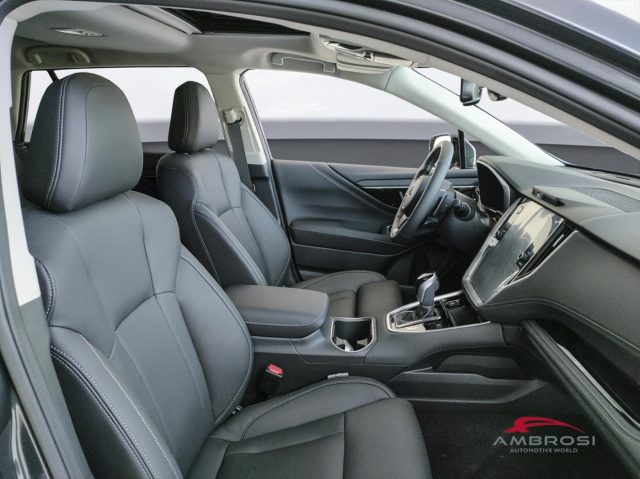 SUBARU OUTBACK usata 8