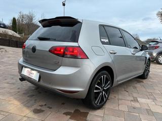 VOLKSWAGEN Golf usata, con Airbag laterali