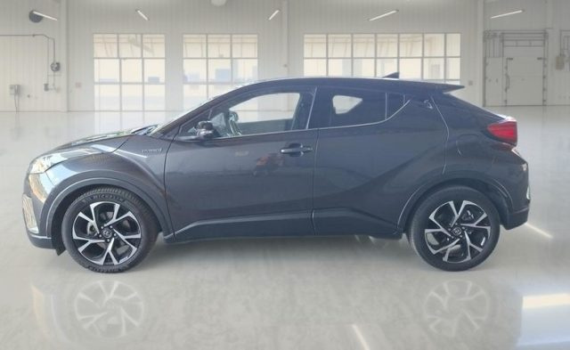 TOYOTA C-HR usata, con Autoradio